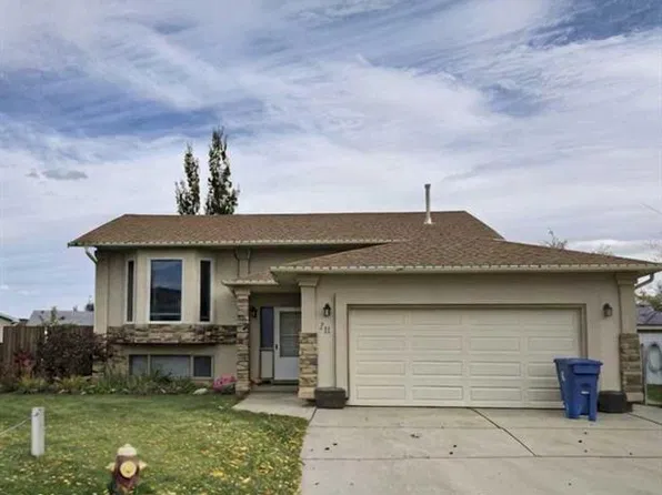20 Mount Backus Pl W, Lethbridge, AB T1K 6P5