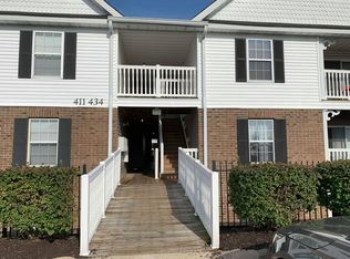 421 Saravalle Dr, Saint Peters, MO 63376