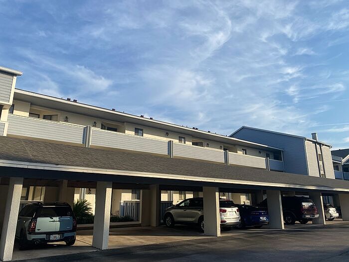 1st image of 4109 Fairview Vista Point APT 319