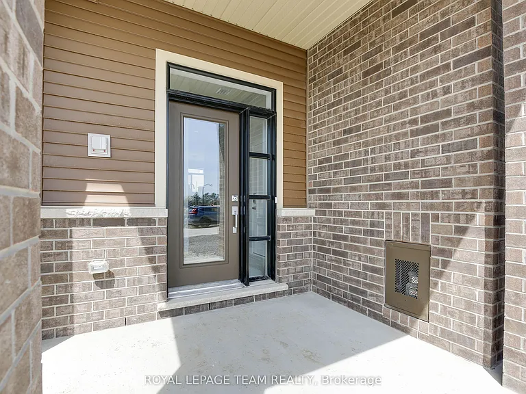 937 Athenry Ct — Photo 16