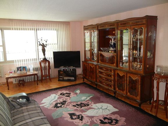 3rd image of 440 Neptune Ave APT 6H