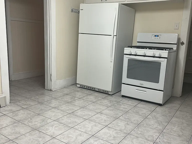 39 Newtonville Ave #1 — Photo 9