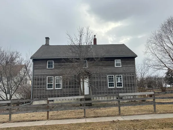 705 47th Ave, Amana, IA 52203