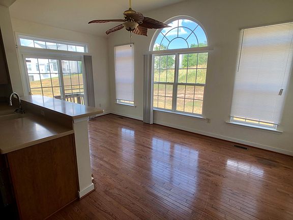 3rd image of 12443 Fallen Timbers Cir #12443