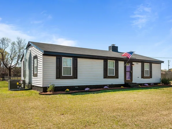 3005 Lewy Ln, Rocky Mount, NC 27801