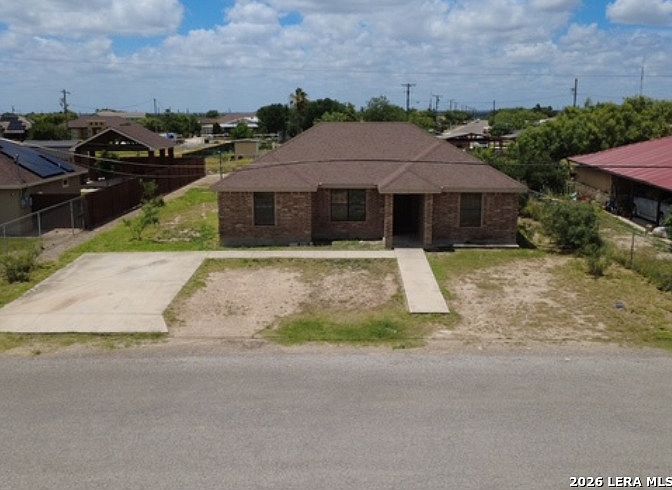 1st image of 578 WILDWOOD DR