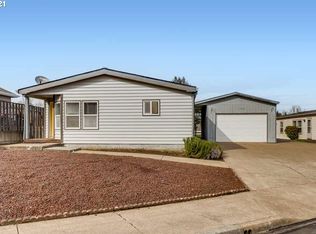 1749 NW 8th St, McMinnville, OR 97128