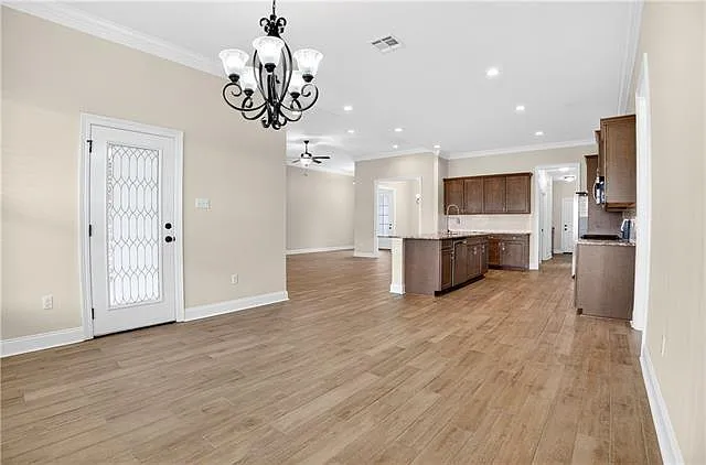 103 Cypress Park Ln — Photo 10