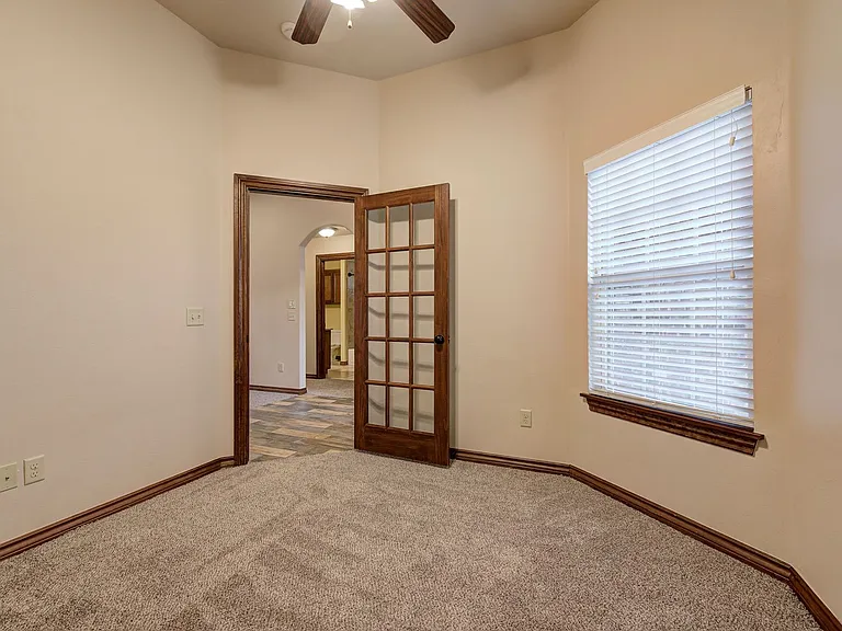 18520 Haslemere Ln — Photo 30