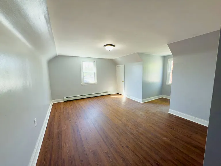 69 McArthur Rd — Photo 12
