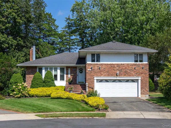 4037 Park Drive, Seaford, NY 11783