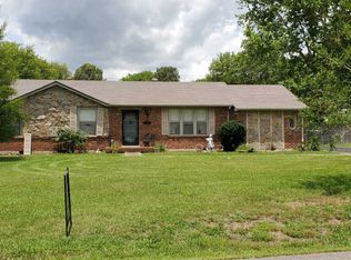 4010 Knud Dr, Columbia, TN 38401