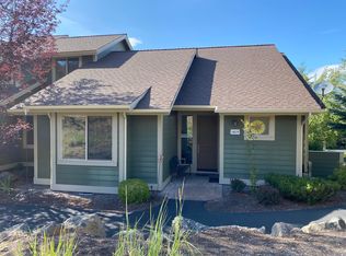 10839 Village Loop, Redmond, OR 97756
