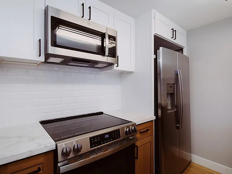 7601 Eads Avenue — Photo 5