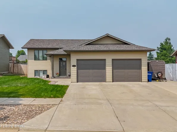 1912 1st St W, Dickinson, ND 58601