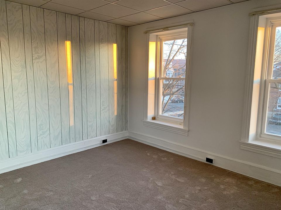 2nd image of 2738 Kutztown Rd APT 1
