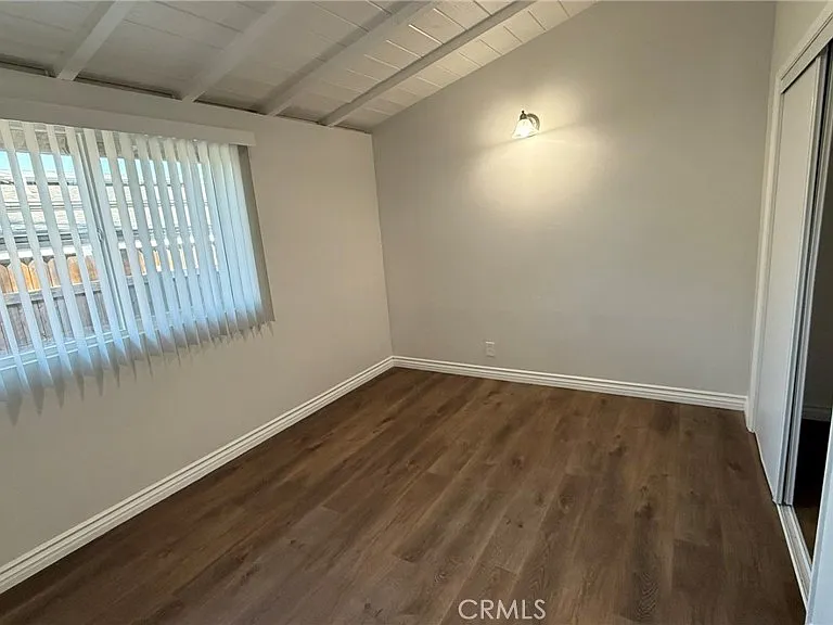 1002 E Walnut Ave — Photo 10