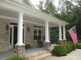 208 Yachtsmans Point Dr, Lexington, NC 27292