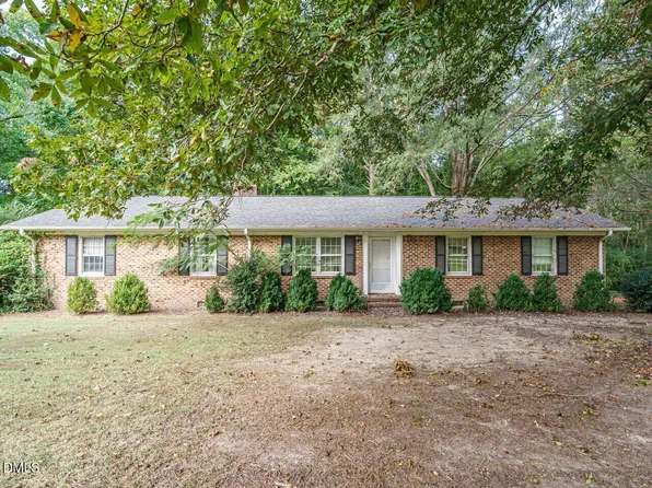 2509 Farrington Point Rd, Chapel Hill, NC 27517