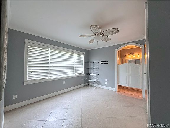 5th image of 23 N Tyler St