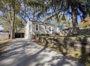 1334 S McCoy St, Independence, MO 64055