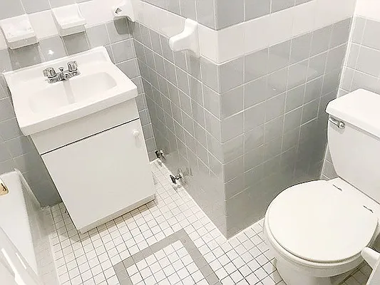 Rented by AJ Clarke | media 47