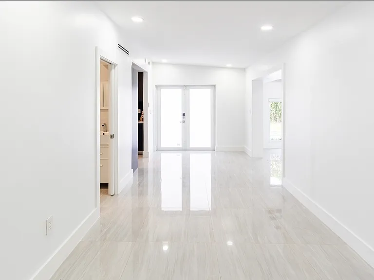 4651 SW 97th Ct — Photo 18
