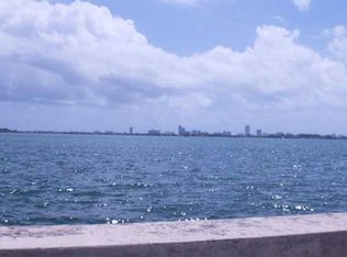 10835 N Bayshore Dr, Miami, FL 33161