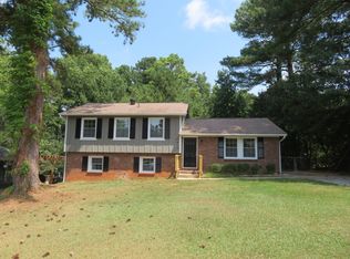 8412 Magnolia Dr, Jonesboro, GA 30238