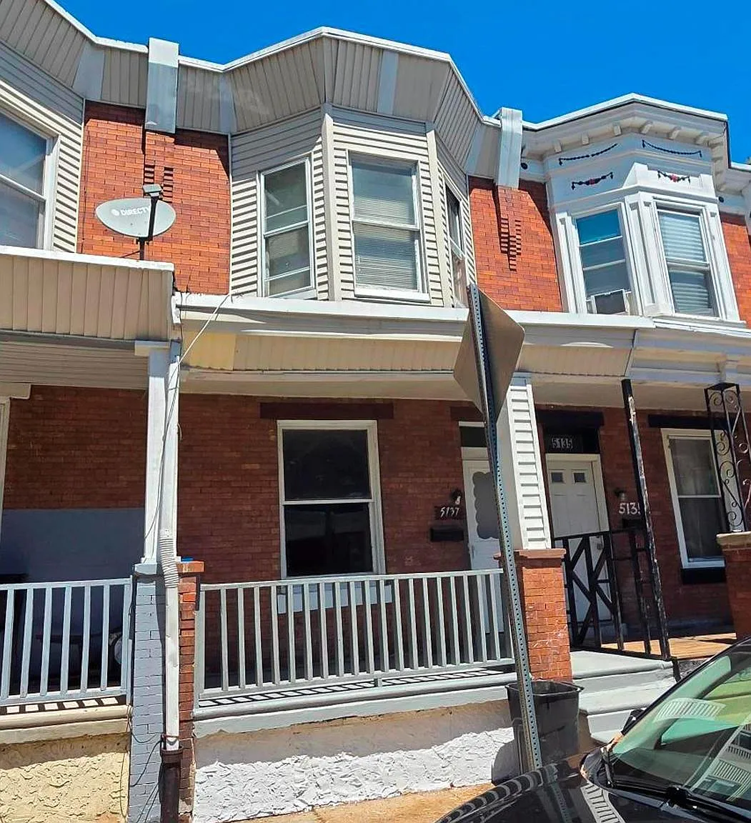 3 bed, 1238 sqft, $1,625 — Photo 1
