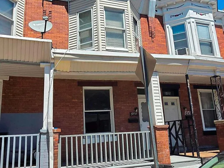 5137 Marion St — Photo 1