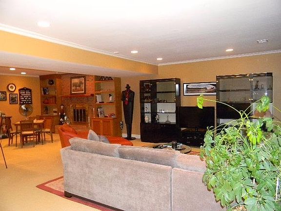 5th image of 2188 Taborlake Cir