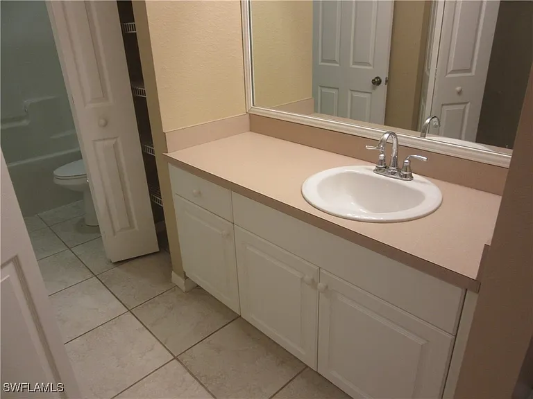 271 SW 4th St #271 — Photo 14
