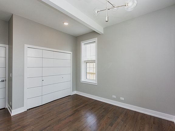 5th image of 2450 W Chicago Ave #2R