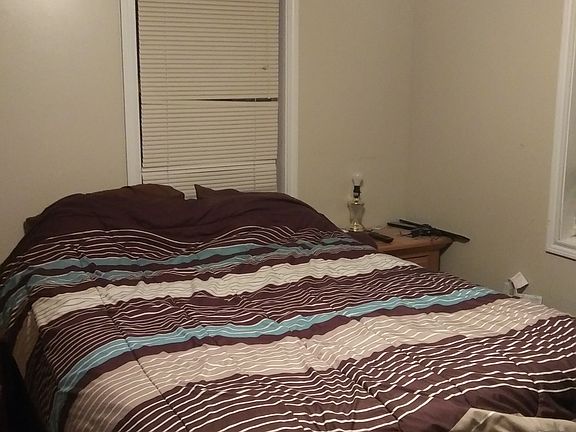 Down stairs bedroom