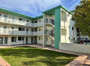 1857 Jefferson St, Hollywood, FL 33020