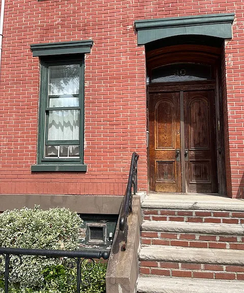 30 Erie St #1 — Photo 2
