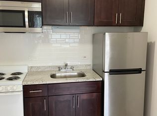 6611 north Sheridan road building, Chicago, IL 60626