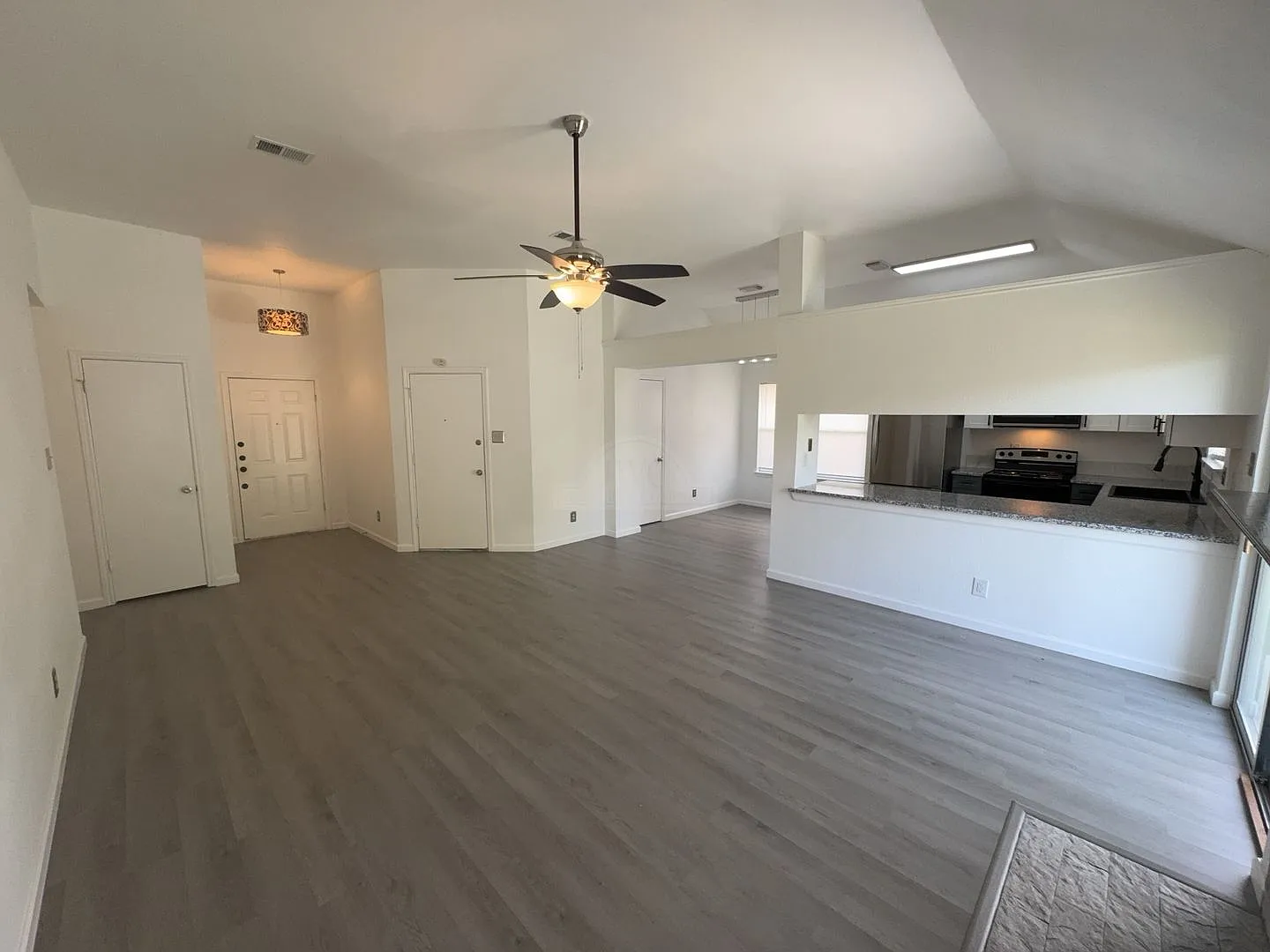 2503 Armadillo Drive, Killeen — Photo 3