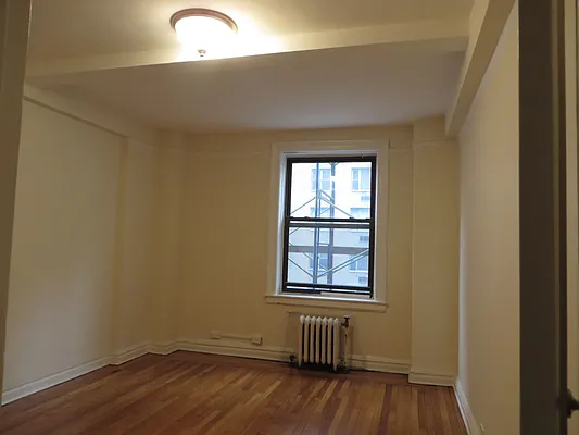 Rented by City Connections Realty | media 32