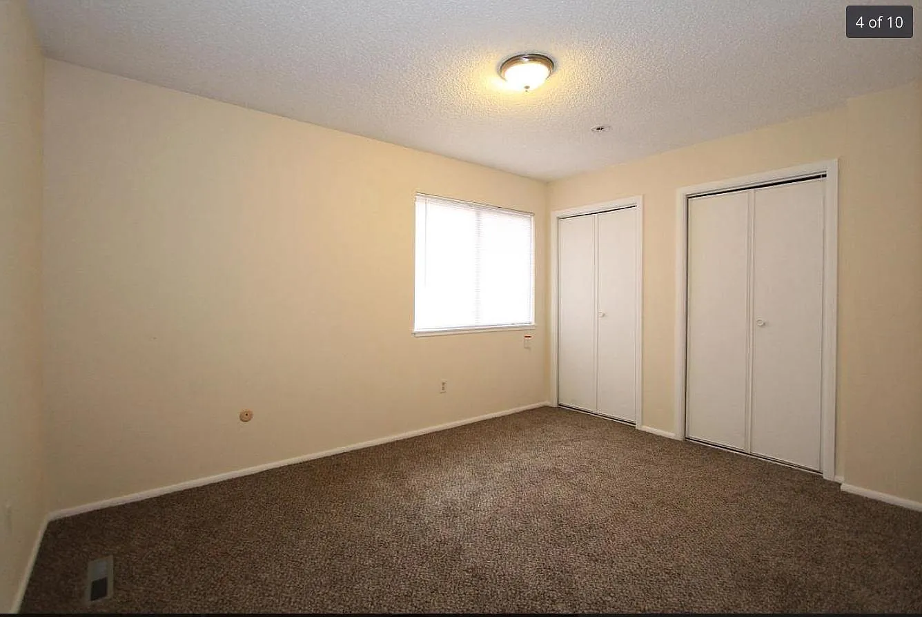 4 bed, 2.5 bath, 1600 sqft, $2,699 — Photo 4