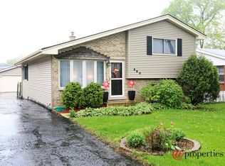 590 W Belden Ave, Elmhurst, IL 60126