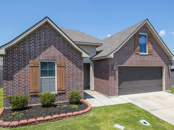 16784 Desmare St, Gulfport, MS 39503