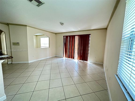 3rd image of 11336 NW 74th Ter