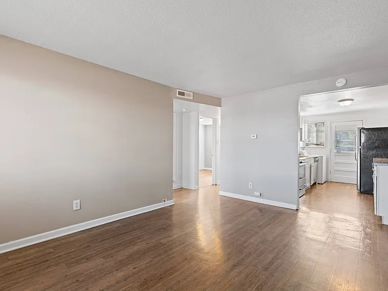 1101 Rosemary St — Photo 7