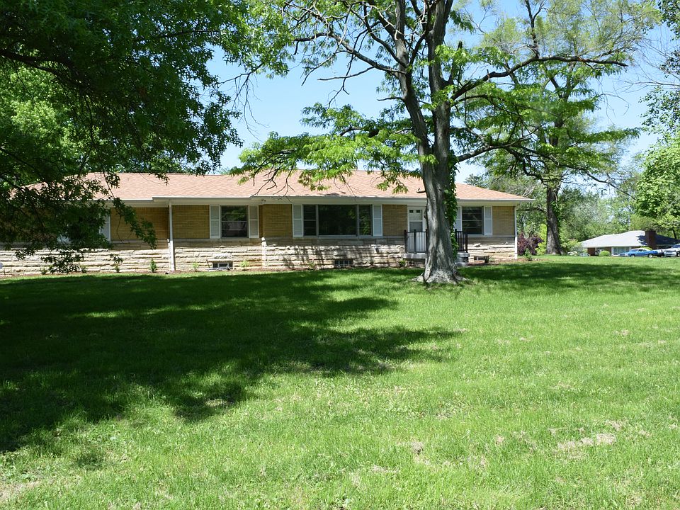 1st image of 4390 N Sherman Dr