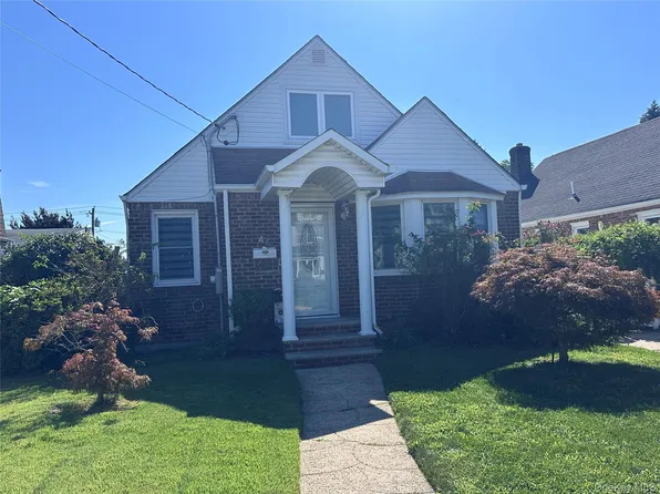 47 Fendale Street, Franklin Square, NY 11010