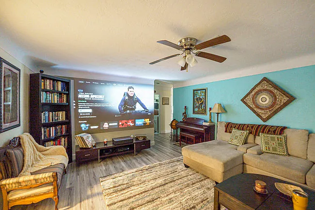 3 bed, 1764 sqft, $4,300 — Photo 1