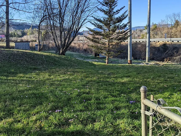 61 S Country Club Dr #A — Photo 11