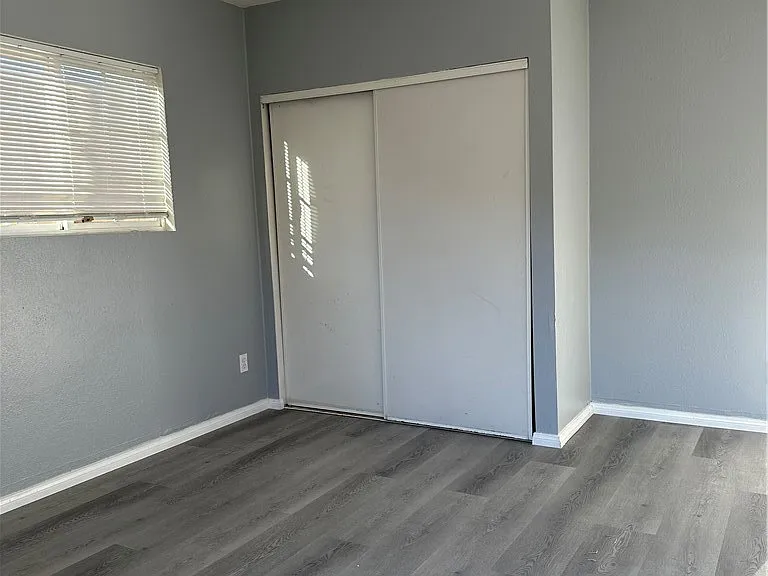 1314 E Laurelwood Dr — Photo 73